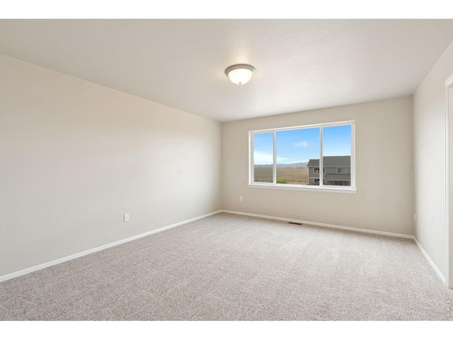 1787 Long Shadow Dr, Windsor, CO 80550