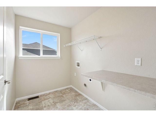 1787 Long Shadow Dr, Windsor, CO 80550