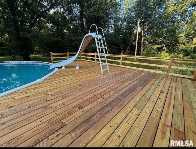 12726 E County Road 300 N Road, Chandlerville, IL 62627