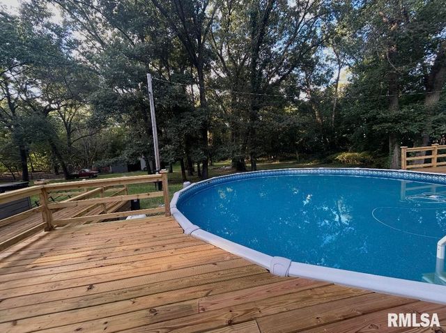 12726 E County Road 300 N Road, Chandlerville, IL 62627