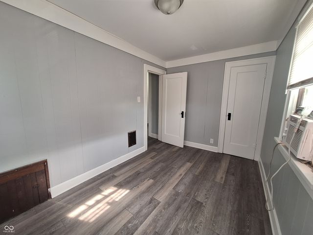 334 N Dequincy Street, Indianapolis, IN 46201