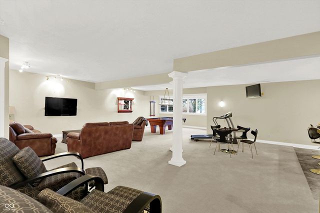 11221 Mirador Lane, Fishers, IN 46037