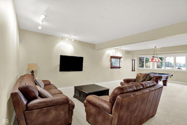 11221 Mirador Lane, Fishers, IN 46037