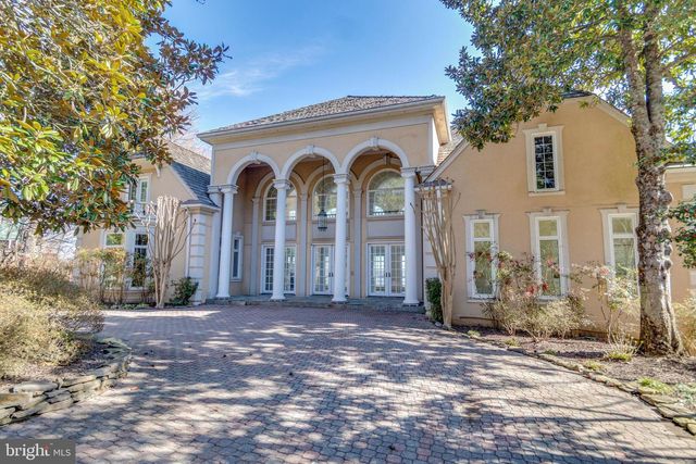 7827 SOUTHDOWN RD, Alexandria, VA 22308