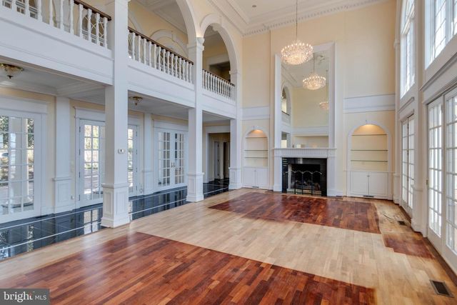 7827 SOUTHDOWN RD, Alexandria, VA 22308