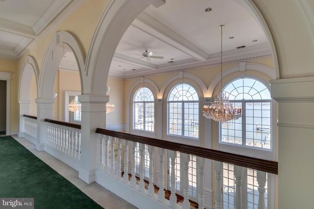 7827 SOUTHDOWN RD, Alexandria, VA 22308