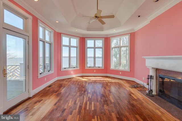 7827 SOUTHDOWN RD, Alexandria, VA 22308