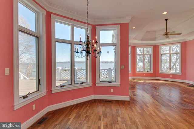 7827 SOUTHDOWN RD, Alexandria, VA 22308