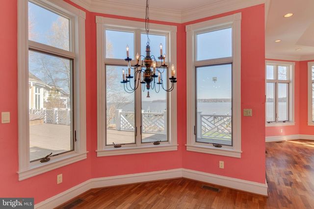 7827 SOUTHDOWN RD, Alexandria, VA 22308