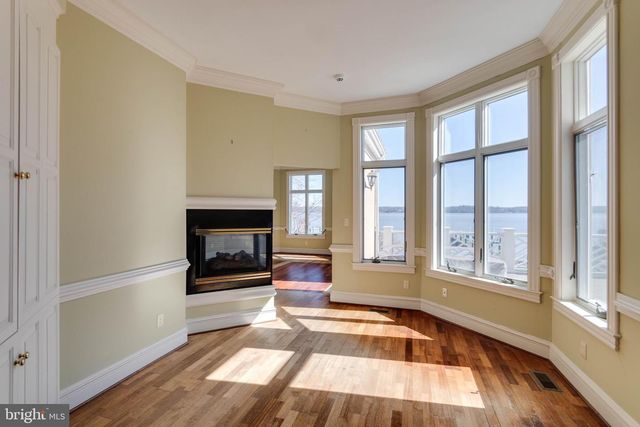 7827 SOUTHDOWN RD, Alexandria, VA 22308