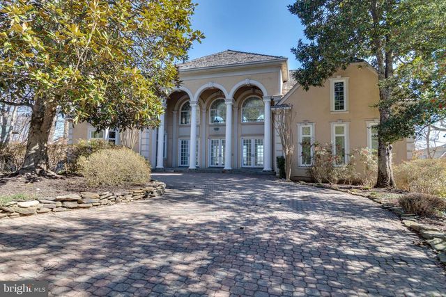 7827 SOUTHDOWN RD, Alexandria, VA 22308