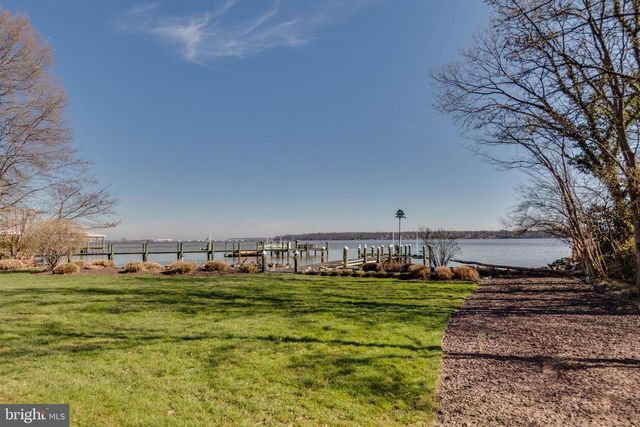 7827 SOUTHDOWN RD, Alexandria, VA 22308