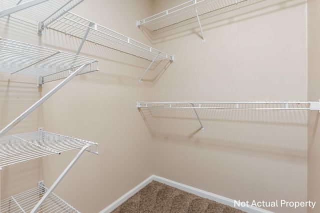 4981 Stratford Pine Lane, Dublin, OH 43016