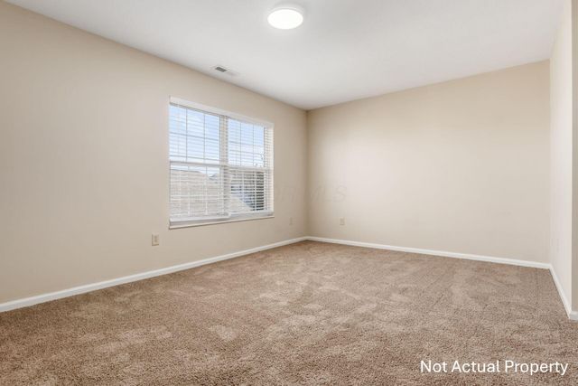 4981 Stratford Pine Lane, Dublin, OH 43016