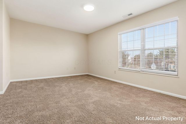 4981 Stratford Pine Lane, Dublin, OH 43016