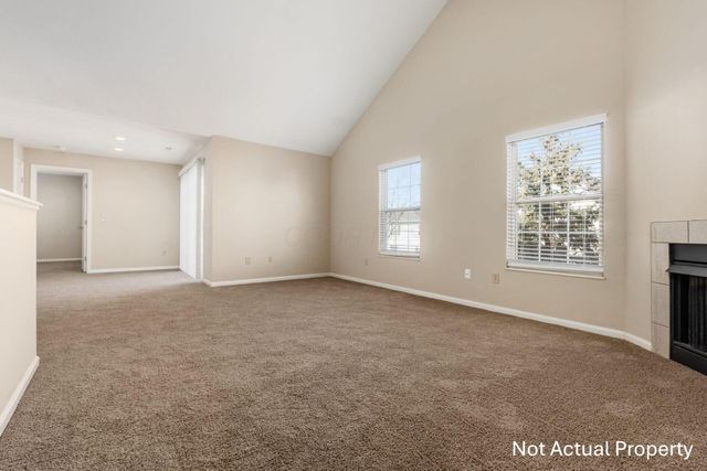 4981 Stratford Pine Lane, Dublin, OH 43016