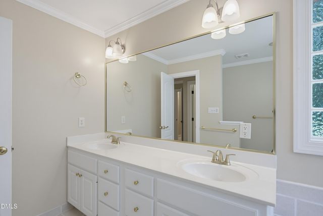 7108 Trenton Ridge Court, Raleigh, NC 27613