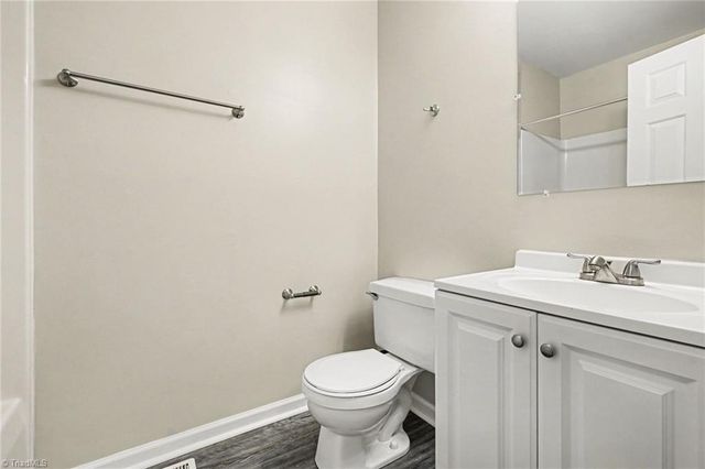 2910 Bridgeport Drive, Winston-salem, NC 27103