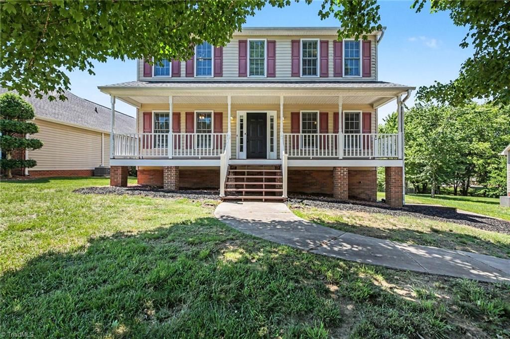 2910 Bridgeport Drive, Winston-salem, NC 27103