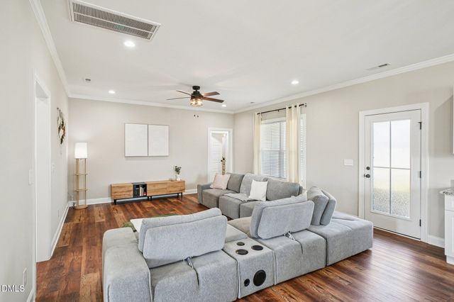 540 Broomcorn Lane, Kinston, NC 28504