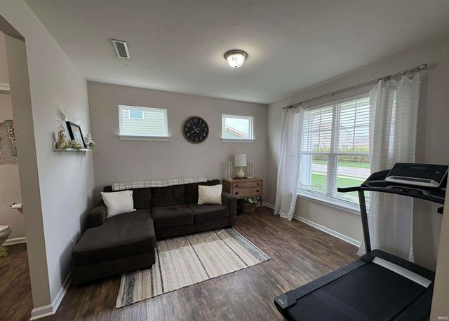 5564 Golden Gate Way, Kokomo, IN 46902