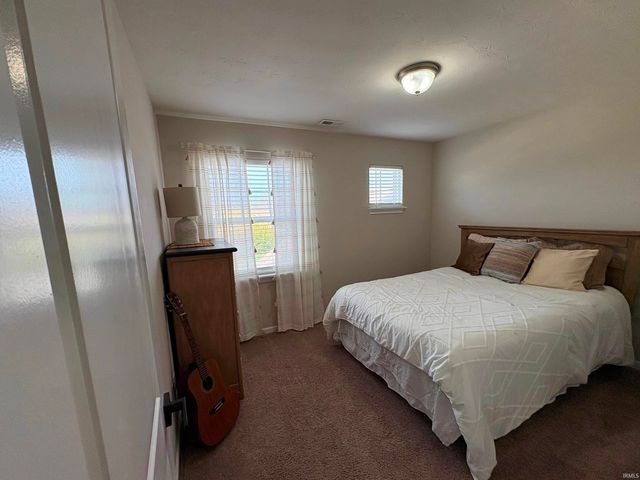 5564 Golden Gate Way, Kokomo, IN 46902