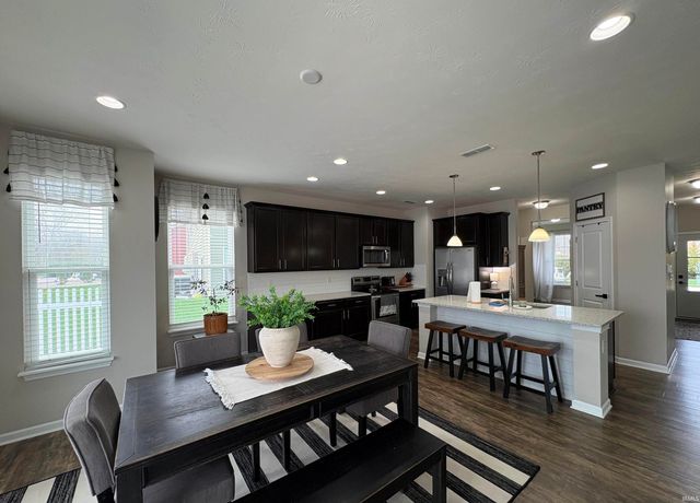 5564 Golden Gate Way, Kokomo, IN 46902