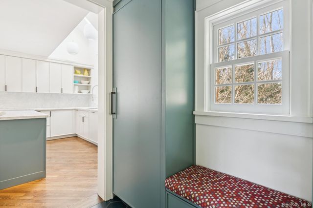 9 Wallace Lane, Brookhaven, NY 11719