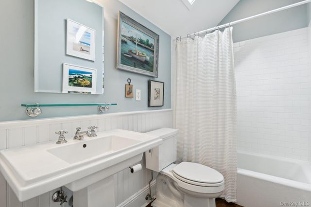 9 Wallace Lane, Brookhaven, NY 11719