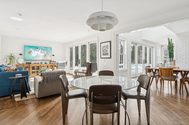 9 Wallace Lane, Brookhaven, NY 11719