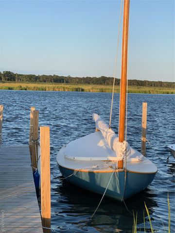 9 Wallace Lane, Brookhaven, NY 11719