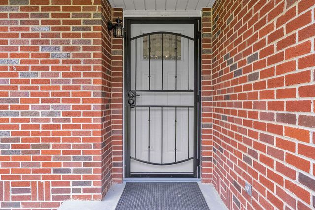 208 Hilltop Drive, Rossville, GA 30741