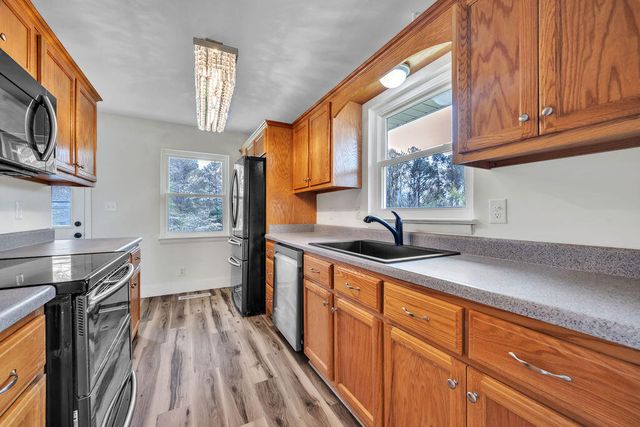 208 Hilltop Drive, Rossville, GA 30741