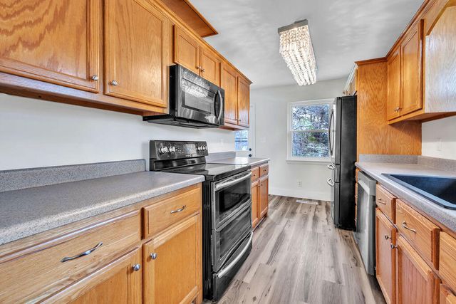 208 Hilltop Drive, Rossville, GA 30741