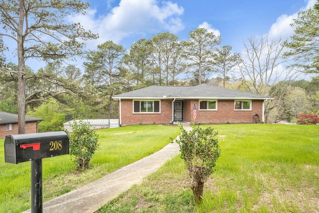 208 Hilltop Drive, Rossville, GA 30741