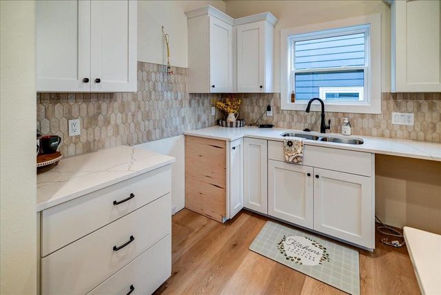 6473 Ridge View Way, Deforest, WI 53532