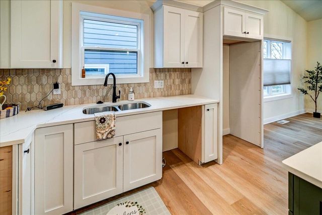 6473 Ridge View Way, Deforest, WI 53532