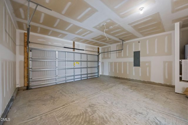 456 Hallingsfield Way, Zebulon, NC 27597