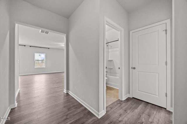 456 Hallingsfield Way, Zebulon, NC 27597