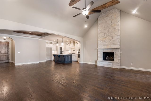 9105 E 62nd Court S, Tulsa, OK 74133