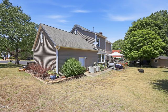 2506 Ashley Place, Burlington, NC 27215
