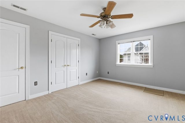 11807 Hogans Aly, Chester, VA 23836