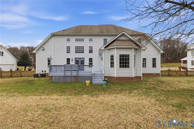 11807 Hogans Aly, Chester, VA 23836