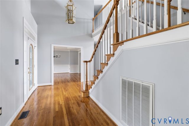 11807 Hogans Aly, Chester, VA 23836