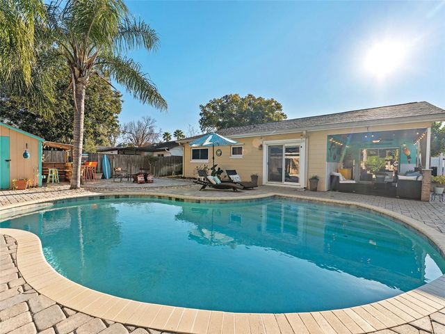 1768 W GROVELEAF AVENUE, Palm Harbor, FL 34683