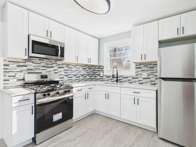 Address unavailable.