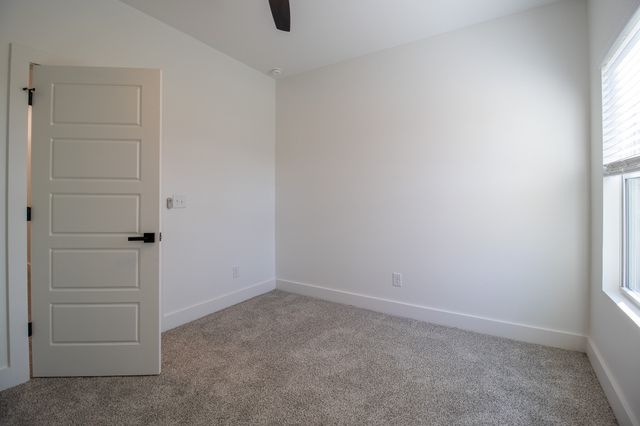 4026 University Ave A, Old Hickory, TN 37138