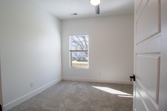 4026 University Ave A, Old Hickory, TN 37138