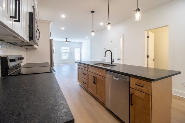 4026 University Ave A, Old Hickory, TN 37138