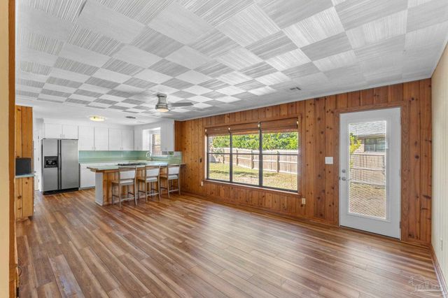 389 Gamarra Rd, Pensacola, FL 32503